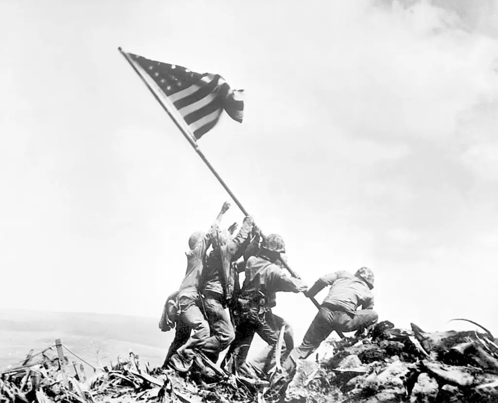 Mt Suribachi flag raising USMC