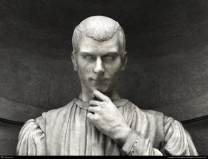 niccolo_machiavelli_statue-2