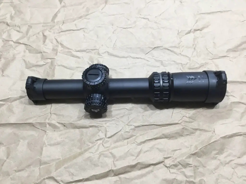 SwampFox Arrowhead LPVO Rifle scope top