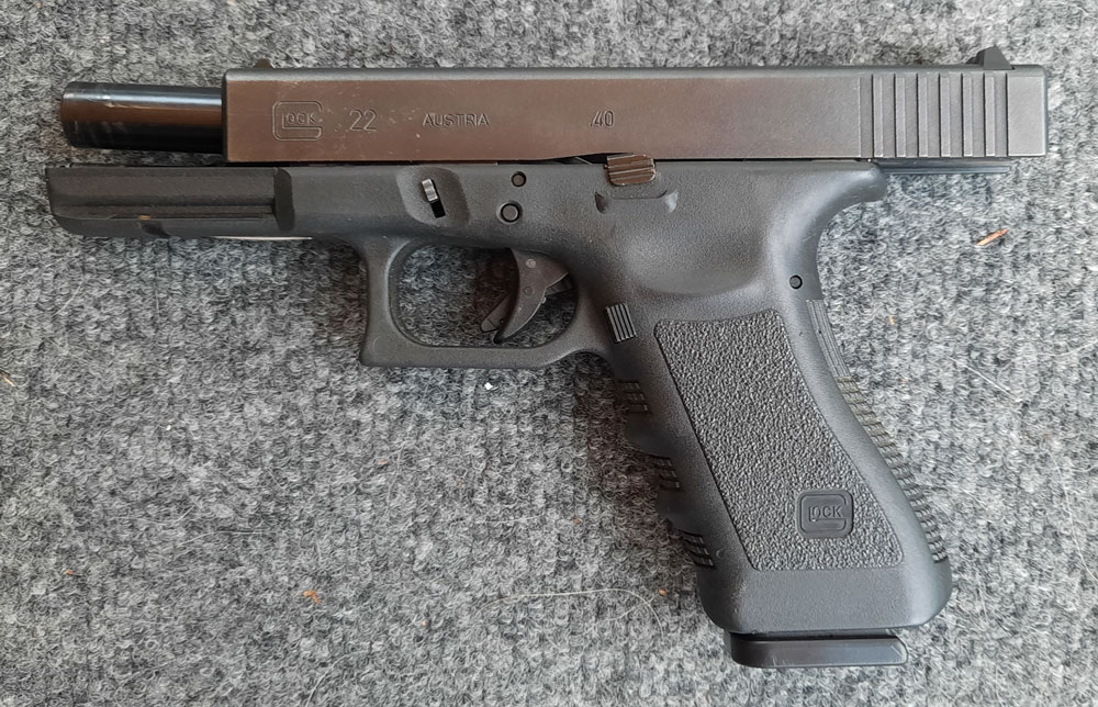 Glock 22 left side